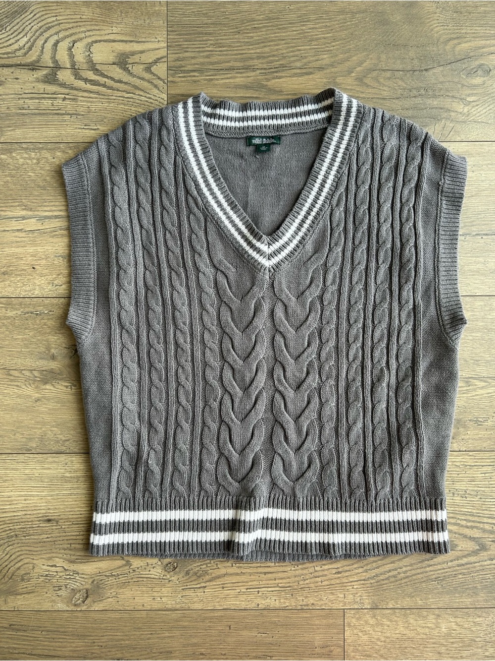 Wild Fable Cable Knit V-Neck Sweater Vest